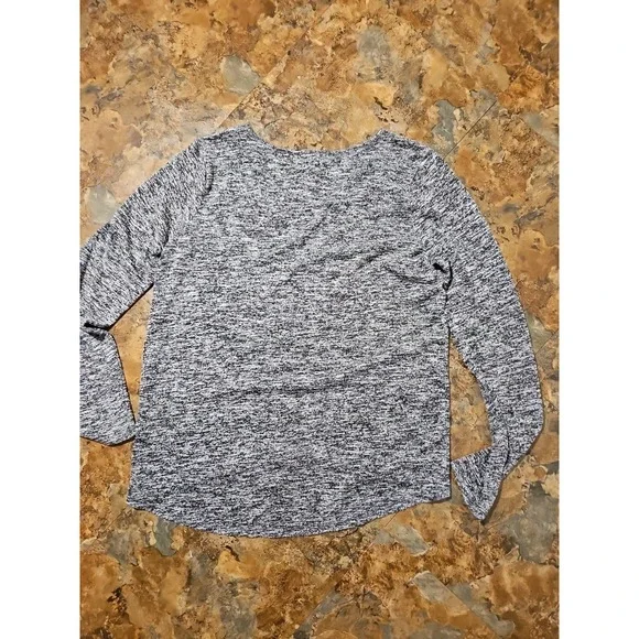 Aeropostale Knit Sweater womens Large‎ Black White Skull Long Sleeves (A154) - Picture 4 of 6